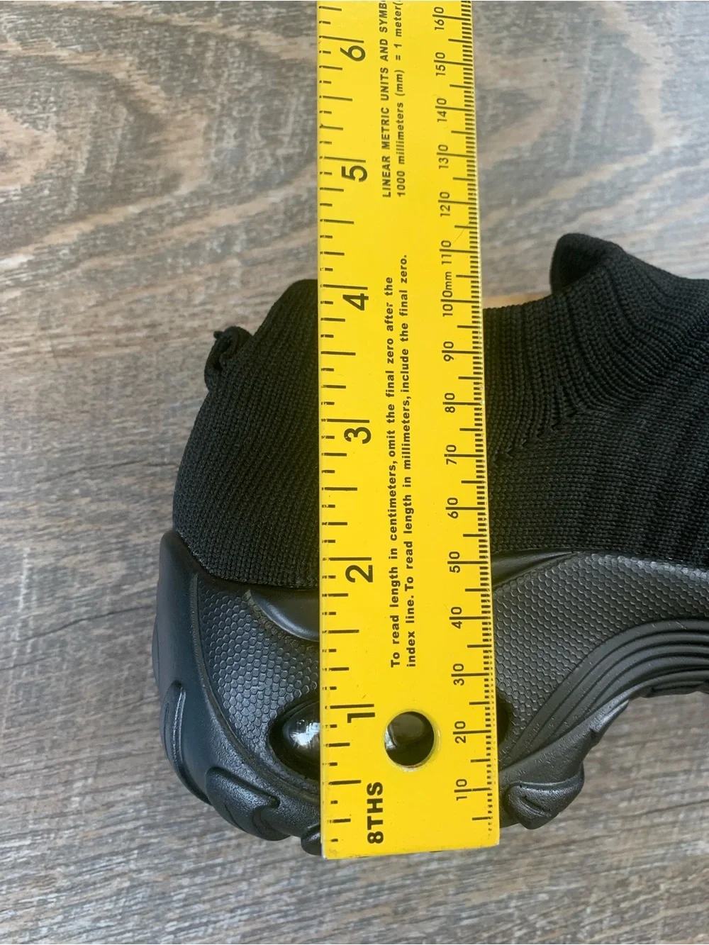 Men's Slip-On Knit Walking Shoes - Black